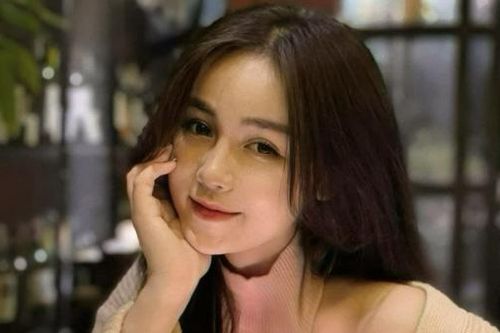 Ngẩn ngơ trước nhan sắc tựa thiên thần của hot girl Hà thành