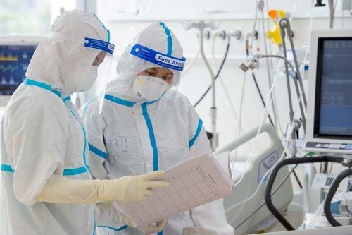 Y tế TP.HCM không tổ chức tất niên, 100% quân số chống dịch