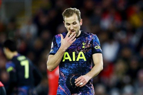 Tottenham chơi hơn người vẫn không thể thắng Southampton