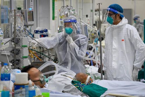 F0 nặng tăng, Hà Nội đẩy mạnh bảo vệ nhóm nguy cơ