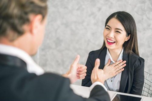 Cuộc sống tốt đẹp hơn nhờ những lời khen tích cực