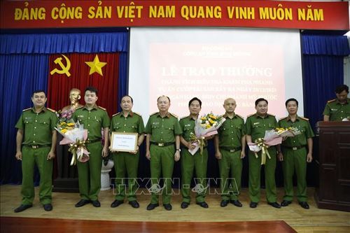Biểu dương, khen thưởng lực lượng phá nhanh vụ cướp tại ngân hàng BIDV