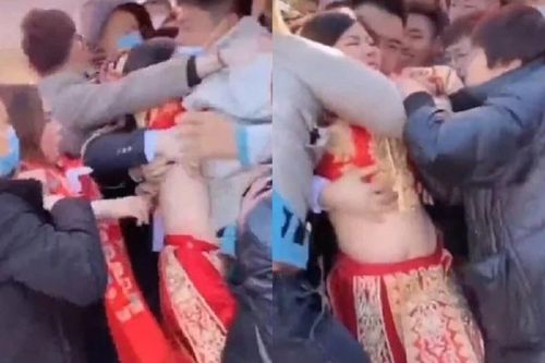 Cô dâu và phù dâu bị nhóm nam khách sàm sỡ công khai, phản ứng của chú rể càng phẫn nộ hơn
