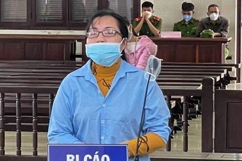 'Nữ quái' thuê giang hồ cướp lại sổ hồng giả để tiếp tục đi lừa