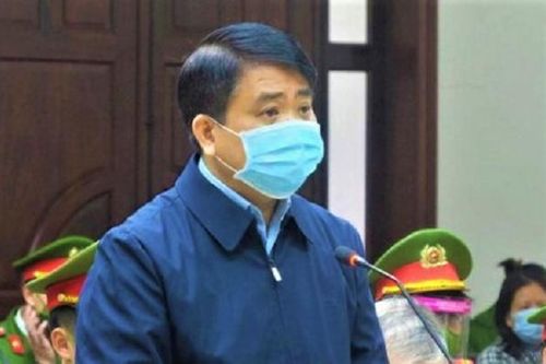Bị cáo Nguyễn Đức Chung: 'Không thể nào vợ làm chồng chịu'