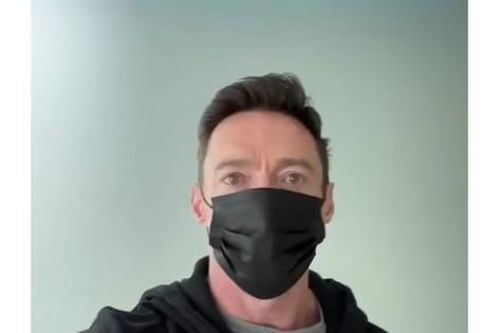 'Người sói' Hugh Jackman mắc COVID-19