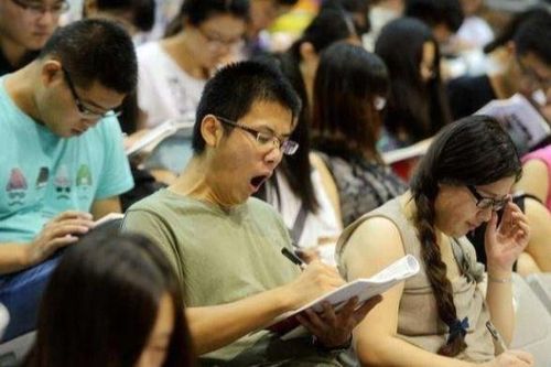 Cơn sốt học lên thạc sĩ ở Trung Quốc