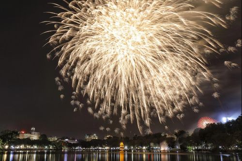 Hà Nội không bắn pháo hoa Tết Dương lịch 2022