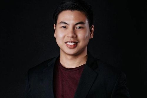 Từ kẻ trộm thành CEO công ty truyền thông ở Singapore