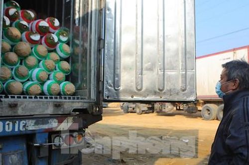 Lái xe đường dài cạn tiền, Lạng Sơn trợ giúp khẩn