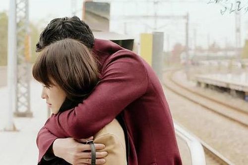Chàng vũ công bỏ 'cơm nhà' để cặp bồ rồi chết lặng khi thấy 'đặc sản' của ông hàng xóm