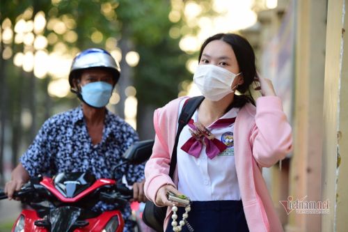 Hơn 60% phụ huynh cấp 2, 3 ở TP.HCM đồng ý mở rộng học trực tiếp