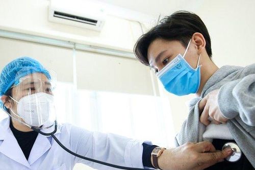 Tránh trường hợp 'trăm hoa đua nở' trong khám chữa bệnh từ xa