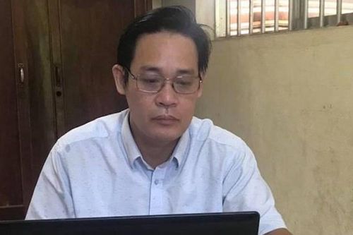 Thầy giáo xin nghỉ dạy vì 'vấn nạn dối trá' được thôi việc
