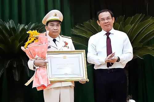 Bí thư Nguyễn Văn Nên tri ân lực lượng Công an TP.HCM