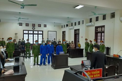 Quảng Trị: Tuyên án tử hình 3 đối tượng vận chuyển 60.000 viên MTTH