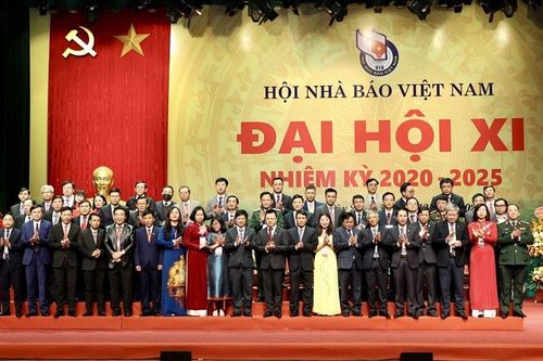 Ra mắt Ban Chấp hành Hội Nhà báo Việt Nam khóa XI