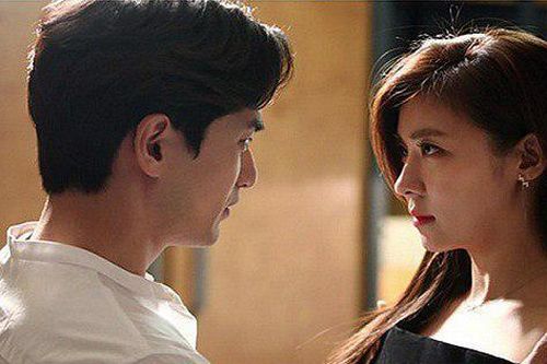 Nức nở kể bị tình già giàu có 'xài xong bỏ', người yêu cũ dựng màn kịch hoàn hảo lừa tôi