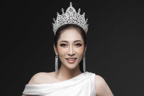 Hoa hậu Đặng Thu Thảo tái xuất sau ồn ào với chồng cũ