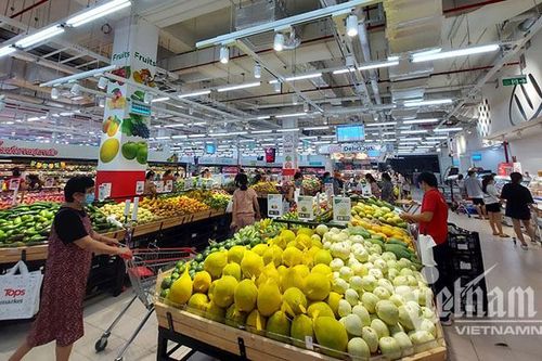 Tắc trên biên giới dồn về trong nước: Đón năm mới bằng 'giải cứu'