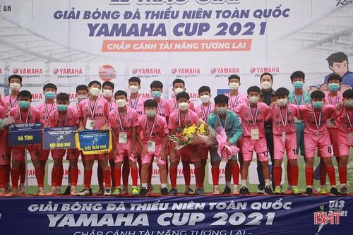 U13 Hà Tĩnh trở thành á quân Giải Bóng đá Thiếu niên toàn quốc