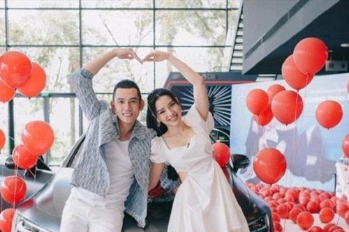 Bóc giá xế hộp bạc tỷ Lý Bình tặng Phương Trinh Jolie trước thềm đám cưới