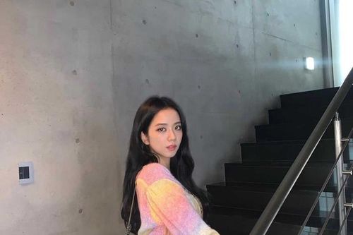 6 chiếc túi 'đắt xắt ra miếng', sang chảnh lồng lộn từng được BLACKPINK trưng diện