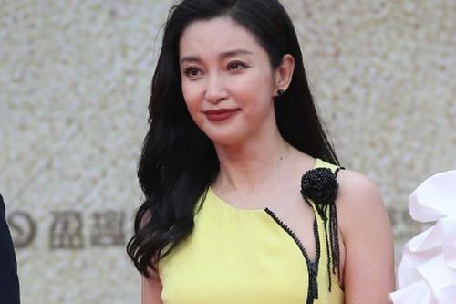 Lý Băng Băng lộ vẻ già nua trong hình ảnh chưa chỉnh sửa