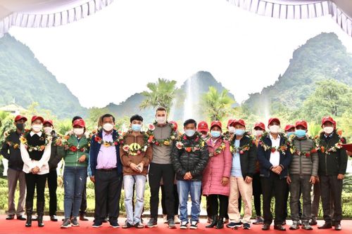 Những du khách đầu tiên xông đất Quảng Bình năm 2022