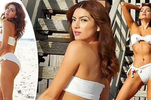 Sao nữ có body đẹp nhất nhì Hollywood tung ảnh bikini đẹp như mộng đón năm mới