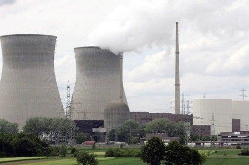Nước Đức đóng cửa một nửa số nhà máy hạt nhân vào ngày cuối cùng năm 2021