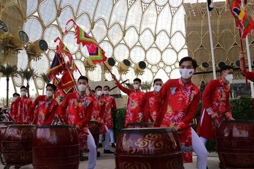 Những khoảnh khắc ấn tượng của Đoàn Nghệ thuật Trống hội tại EXPO 2020 Dubai