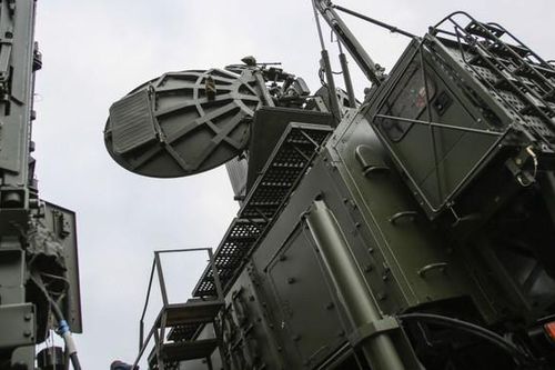 Tác chiến điện tử Nga 'dạy một bài học' cho máy bay trinh sát Mỹ tại Donbass