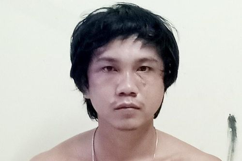 Tạm giữ thanh niên đốt nhà mẹ