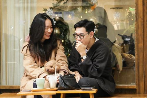 Quán cà phê đông khách chỉ sau 1 tiếng mở bán tại chỗ