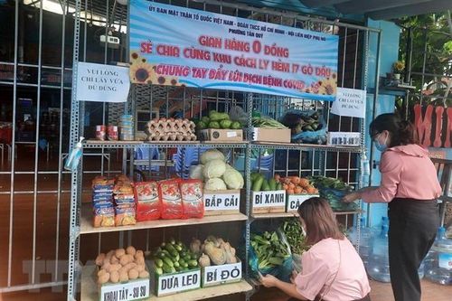 Sức mạnh của khối đại đoàn kết toàn dân tộc trong đại dịch tại TP.HCM