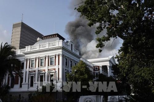 Nam Phi: Cháy tòa nhà Quốc hội ở Cape Town