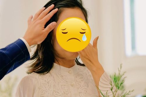 Thêm một sao nữ Vbiz tiết lộ bị quấy rối: 'Ông ấy toàn sờ những chỗ nhạy cảm'