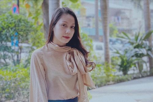 Gia đình bé gái 8 tuổi bất ngờ lên tiếng về diễn biến mới, trong đó liên quan đến luật sư