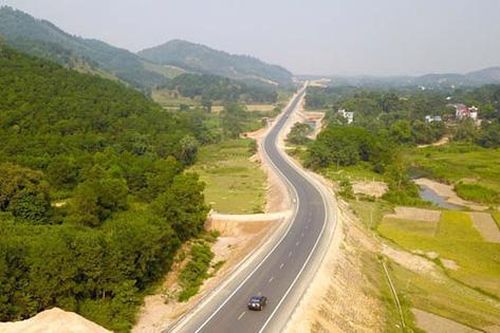 Cần 340 triệu USD đầu tư đường vành đai 5 đoạn qua Hòa Bình