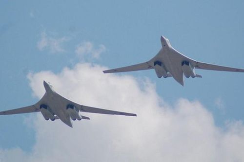 Máy bay ném bom siêu thanh Tu-160 hoạt động gần Florida khiến Quân đội Mỹ bối rối