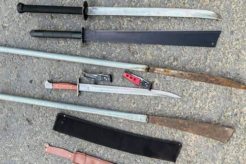 Ngăn chặn nhóm 50 người dùng hung khí giải quyết mâu thuẫn