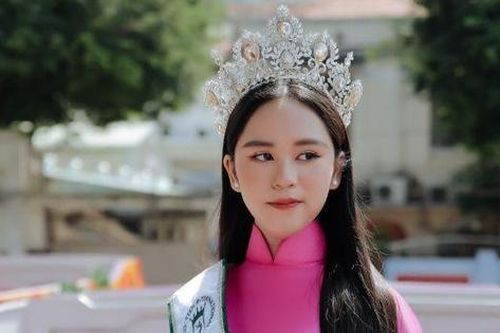 Hoa hậu Bella Vũ tái xuất hậu đăng quang