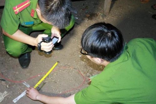 Vụ chồng tử vong ở sân giếng, vợ bị bắt: Vợ chồng thường xuyên mâu thuẫn, lúc đầu chỉ mâu thuẫn nhỏ