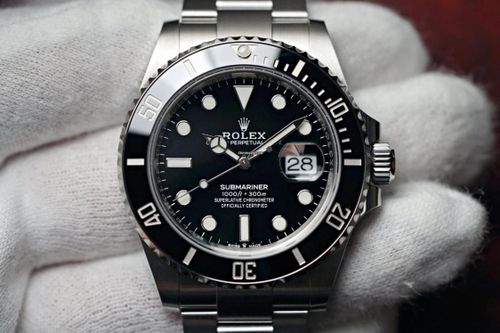 Rolex tăng giá vào năm 2022