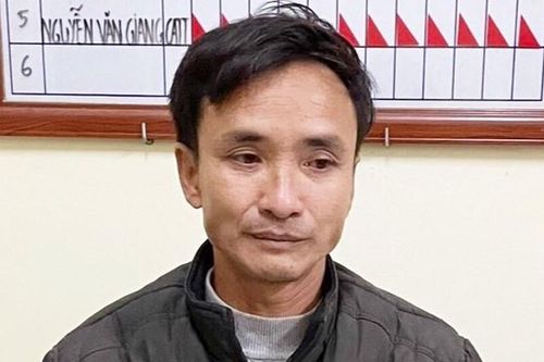 Đổ rác ra đường, một người bị hàng xóm đâm chết