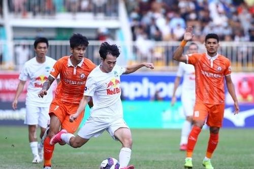 Hoàng Anh Gia Lai so tài Bình Định ở trận mở màn Cup Hoàng Đế Quang Trung
