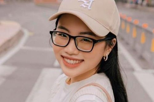 Phương Mỹ Chi xúc động kể về thời điểm u ám khi bị chê ngoại hình