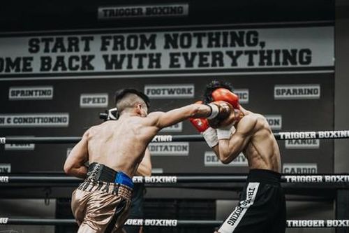 Hạ knock-out võ sĩ bất bại Thái Lan, Trần Văn Thảo lọt vào top 40 thế giới
