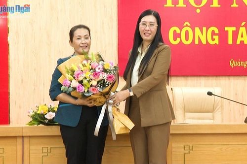 Đồng chí Đinh Thị Hồng Minh được bầu giữ chức Phó Bí thư Tỉnh ủy Quảng Ngãi